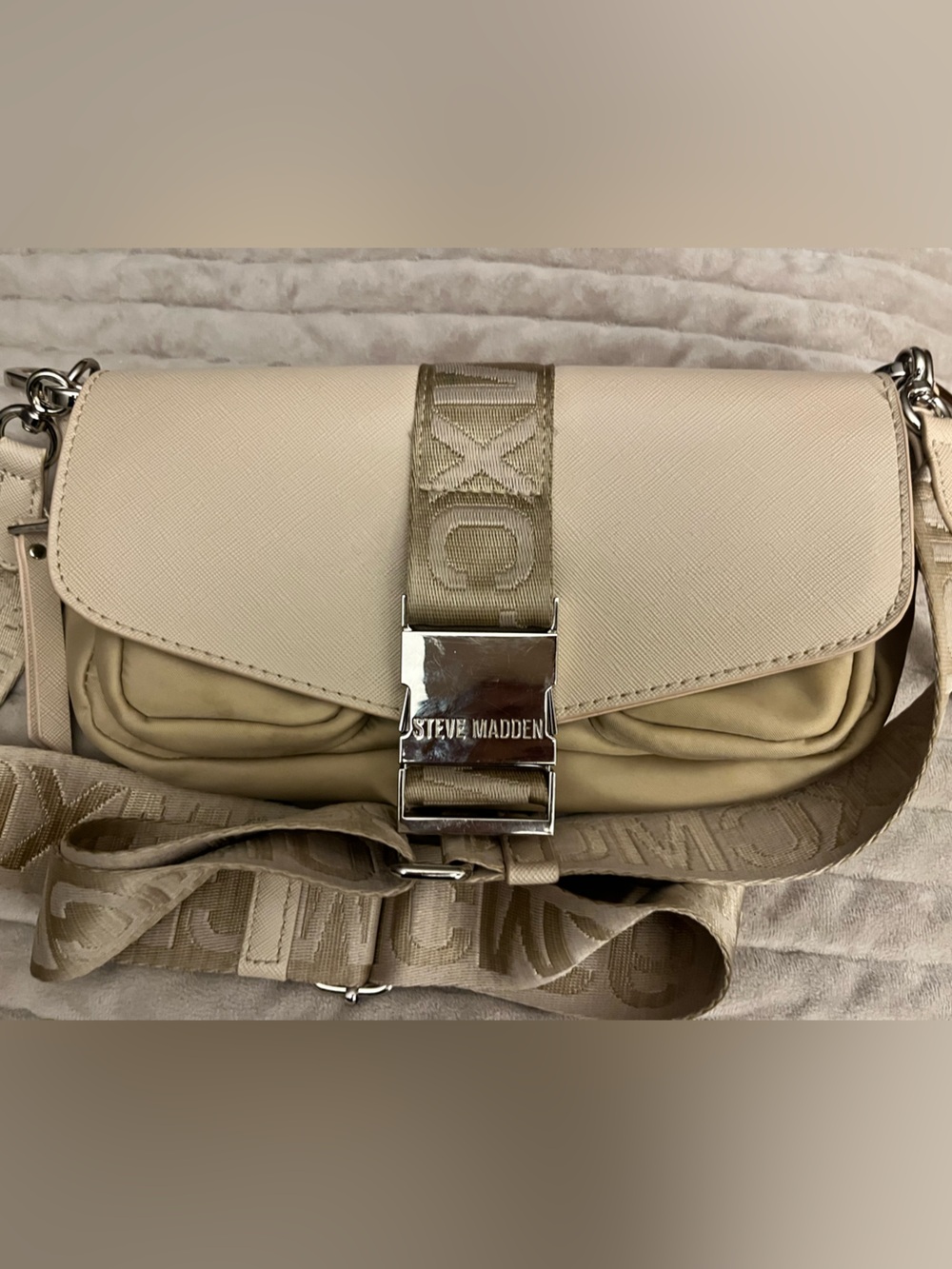 Steve Madden Cream Crossbody Bag with Branded Strap